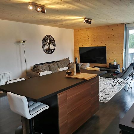 Superbe Appartement Neuf Avec Terrasse Orchamps-Vennes Экстерьер фото