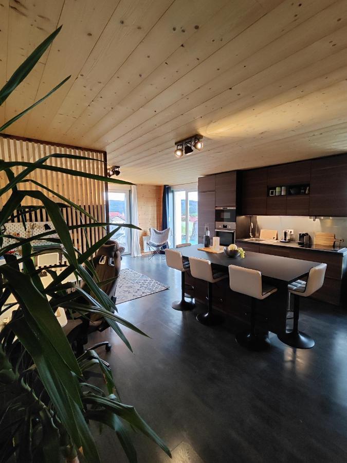Superbe Appartement Neuf Avec Terrasse Orchamps-Vennes Экстерьер фото
